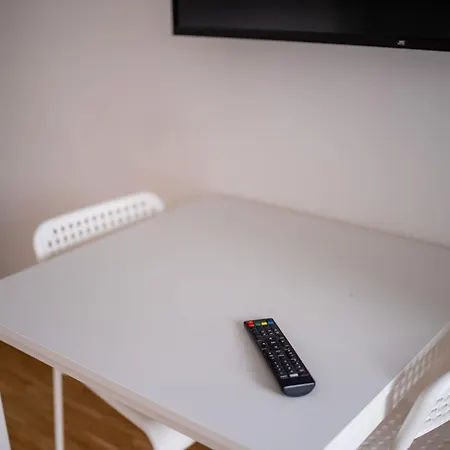 Grosszuegige Monteurwohnungen Marie Naehe Basf Apartment *