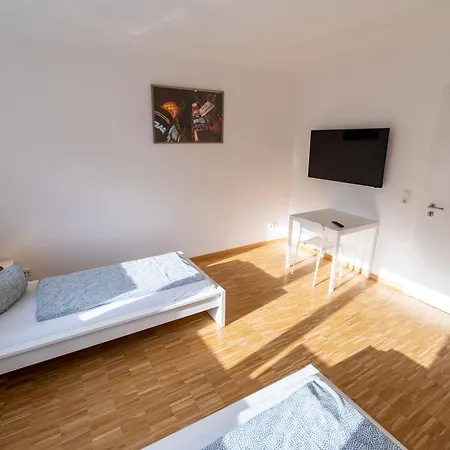 Grosszuegige Monteurwohnungen Marie Naehe Basf Apartment Ludwigshafen am Rhein